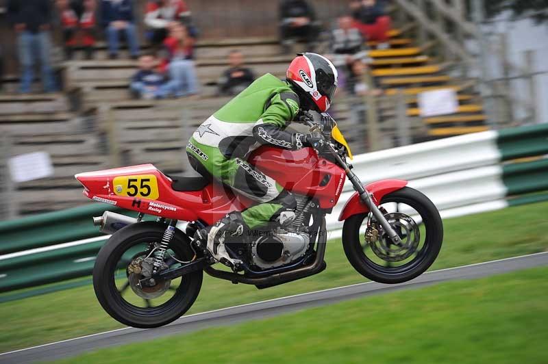 Motorcycle action photographs;Trackday digital images;cadwell;cadwell park photographs;event digital images;eventdigitalimages;motor racing louth lincolnshire;no limits trackdays;peter wileman photography;trackday;trackday photos
