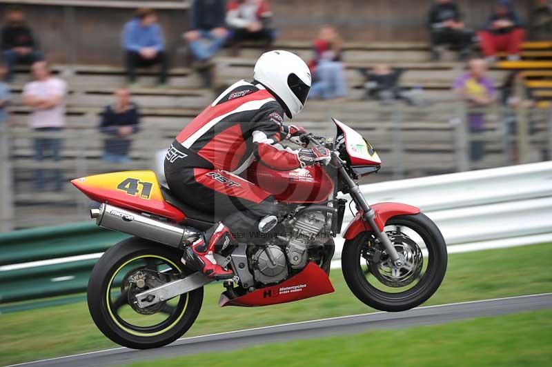 Motorcycle action photographs;Trackday digital images;cadwell;cadwell park photographs;event digital images;eventdigitalimages;motor racing louth lincolnshire;no limits trackdays;peter wileman photography;trackday;trackday photos
