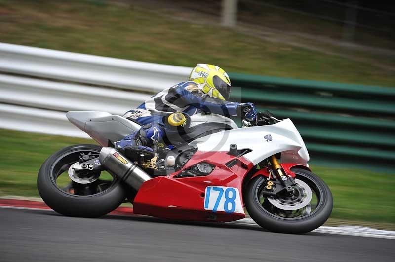 Motorcycle action photographs;Trackday digital images;cadwell;cadwell park photographs;event digital images;eventdigitalimages;motor racing louth lincolnshire;no limits trackdays;peter wileman photography;trackday;trackday photos