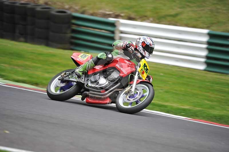 Motorcycle action photographs;Trackday digital images;cadwell;cadwell park photographs;event digital images;eventdigitalimages;motor racing louth lincolnshire;no limits trackdays;peter wileman photography;trackday;trackday photos