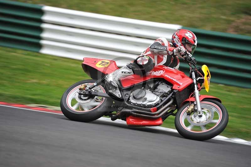 Motorcycle action photographs;Trackday digital images;cadwell;cadwell park photographs;event digital images;eventdigitalimages;motor racing louth lincolnshire;no limits trackdays;peter wileman photography;trackday;trackday photos