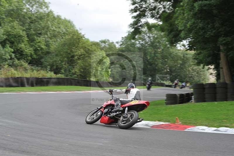 Motorcycle action photographs;Trackday digital images;cadwell;cadwell park photographs;event digital images;eventdigitalimages;motor racing louth lincolnshire;no limits trackdays;peter wileman photography;trackday;trackday photos