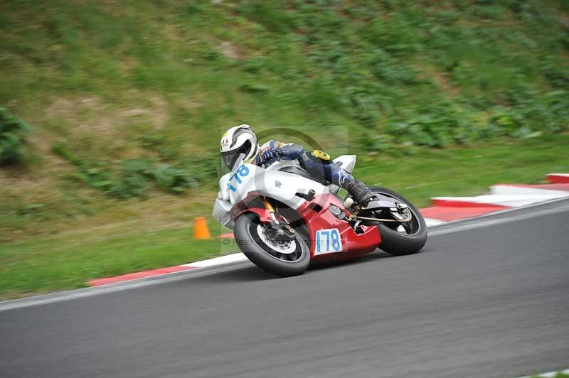 Motorcycle action photographs;Trackday digital images;cadwell;cadwell park photographs;event digital images;eventdigitalimages;motor racing louth lincolnshire;no limits trackdays;peter wileman photography;trackday;trackday photos
