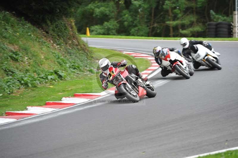 Motorcycle action photographs;Trackday digital images;cadwell;cadwell park photographs;event digital images;eventdigitalimages;motor racing louth lincolnshire;no limits trackdays;peter wileman photography;trackday;trackday photos