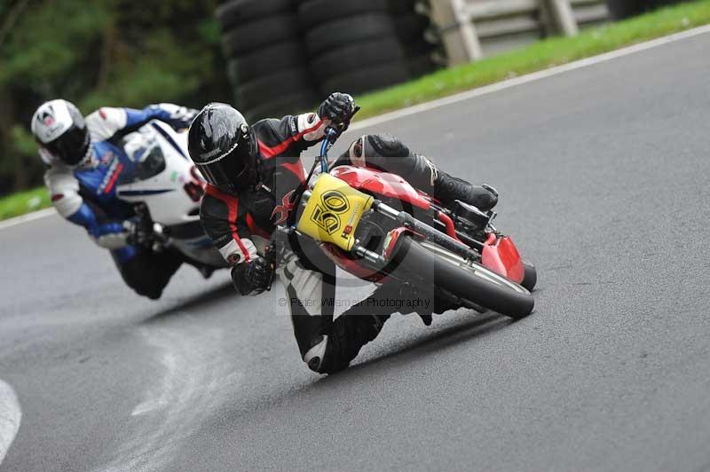Motorcycle action photographs;Trackday digital images;cadwell;cadwell park photographs;event digital images;eventdigitalimages;motor racing louth lincolnshire;no limits trackdays;peter wileman photography;trackday;trackday photos