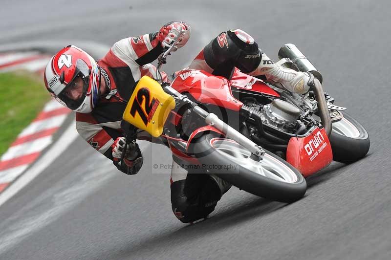 Motorcycle action photographs;Trackday digital images;cadwell;cadwell park photographs;event digital images;eventdigitalimages;motor racing louth lincolnshire;no limits trackdays;peter wileman photography;trackday;trackday photos