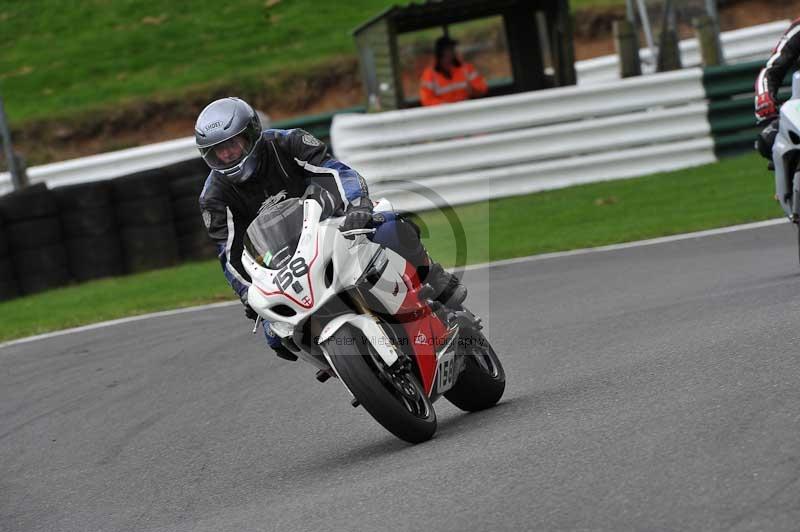 Motorcycle action photographs;Trackday digital images;cadwell;cadwell park photographs;event digital images;eventdigitalimages;motor racing louth lincolnshire;no limits trackdays;peter wileman photography;trackday;trackday photos