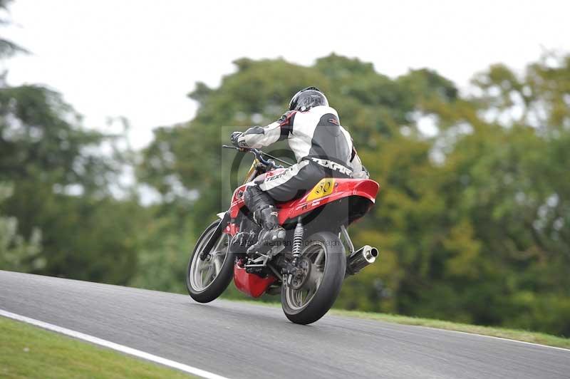 Motorcycle action photographs;Trackday digital images;cadwell;cadwell park photographs;event digital images;eventdigitalimages;motor racing louth lincolnshire;no limits trackdays;peter wileman photography;trackday;trackday photos