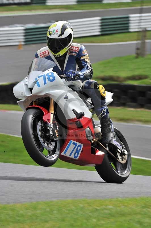 Motorcycle action photographs;Trackday digital images;cadwell;cadwell park photographs;event digital images;eventdigitalimages;motor racing louth lincolnshire;no limits trackdays;peter wileman photography;trackday;trackday photos