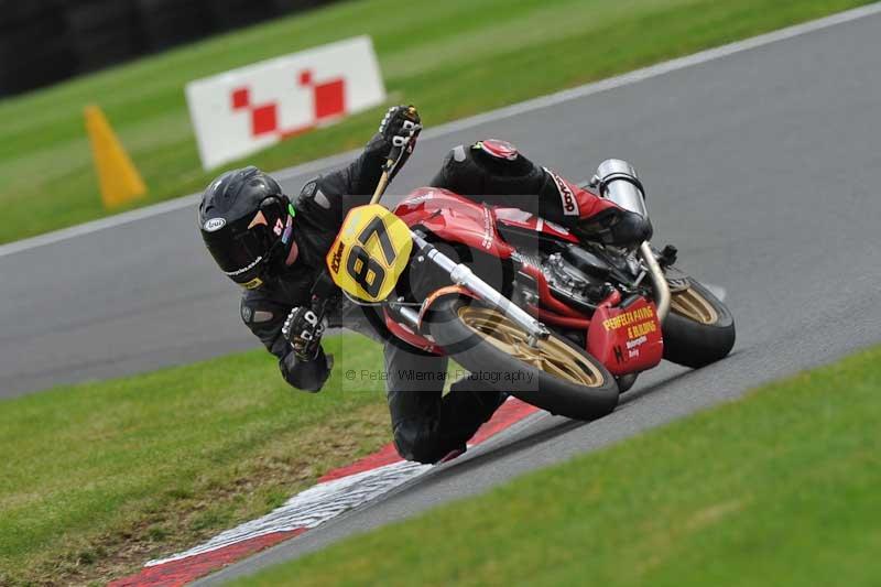 Motorcycle action photographs;Trackday digital images;cadwell;cadwell park photographs;event digital images;eventdigitalimages;motor racing louth lincolnshire;no limits trackdays;peter wileman photography;trackday;trackday photos