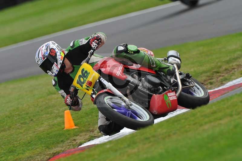 Motorcycle action photographs;Trackday digital images;cadwell;cadwell park photographs;event digital images;eventdigitalimages;motor racing louth lincolnshire;no limits trackdays;peter wileman photography;trackday;trackday photos