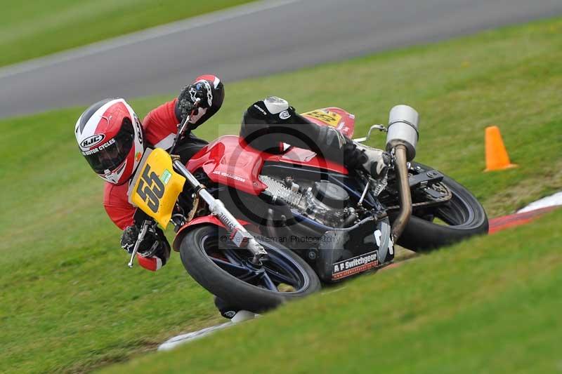 Motorcycle action photographs;Trackday digital images;cadwell;cadwell park photographs;event digital images;eventdigitalimages;motor racing louth lincolnshire;no limits trackdays;peter wileman photography;trackday;trackday photos