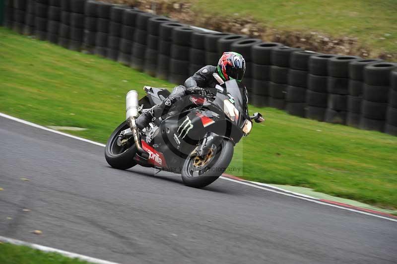 Motorcycle action photographs;Trackday digital images;cadwell;cadwell park photographs;event digital images;eventdigitalimages;motor racing louth lincolnshire;no limits trackdays;peter wileman photography;trackday;trackday photos