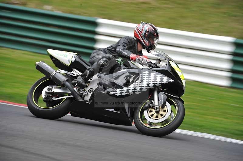 Motorcycle action photographs;Trackday digital images;cadwell;cadwell park photographs;event digital images;eventdigitalimages;motor racing louth lincolnshire;no limits trackdays;peter wileman photography;trackday;trackday photos