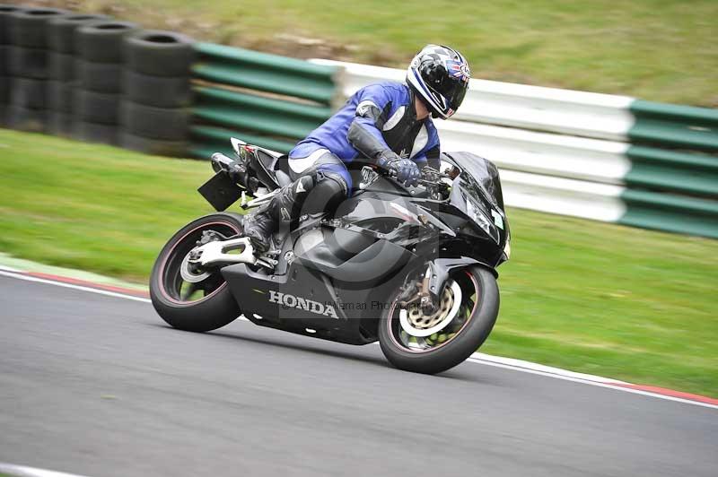 Motorcycle action photographs;Trackday digital images;cadwell;cadwell park photographs;event digital images;eventdigitalimages;motor racing louth lincolnshire;no limits trackdays;peter wileman photography;trackday;trackday photos