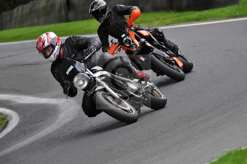 Motorcycle action photographs;Trackday digital images;cadwell;cadwell park photographs;event digital images;eventdigitalimages;motor racing louth lincolnshire;no limits trackdays;peter wileman photography;trackday;trackday photos