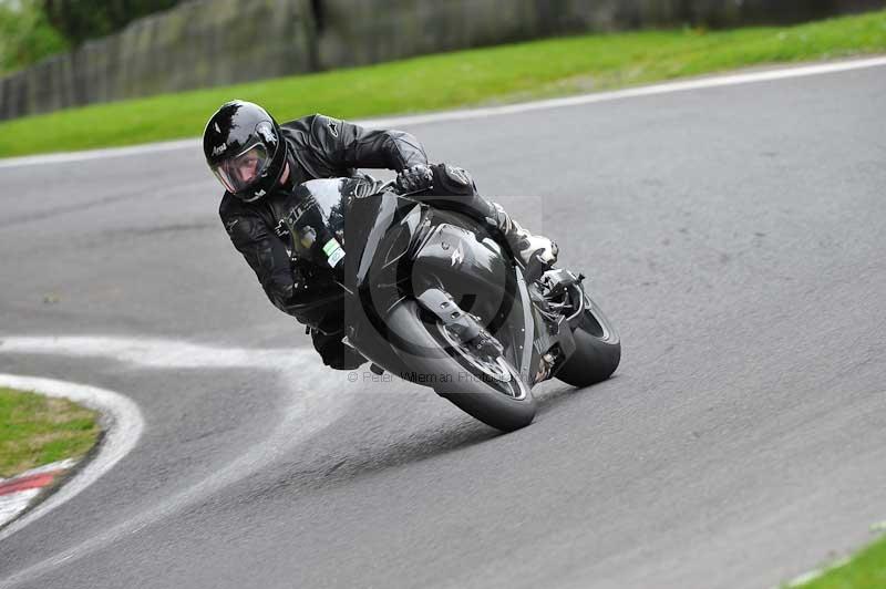 Motorcycle action photographs;Trackday digital images;cadwell;cadwell park photographs;event digital images;eventdigitalimages;motor racing louth lincolnshire;no limits trackdays;peter wileman photography;trackday;trackday photos