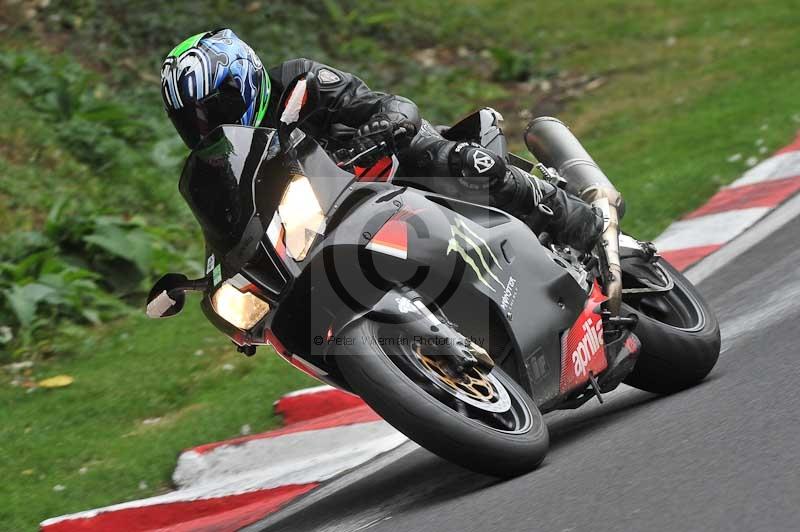 Motorcycle action photographs;Trackday digital images;cadwell;cadwell park photographs;event digital images;eventdigitalimages;motor racing louth lincolnshire;no limits trackdays;peter wileman photography;trackday;trackday photos