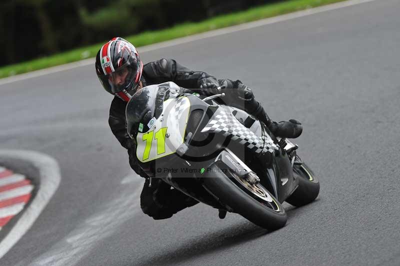 Motorcycle action photographs;Trackday digital images;cadwell;cadwell park photographs;event digital images;eventdigitalimages;motor racing louth lincolnshire;no limits trackdays;peter wileman photography;trackday;trackday photos