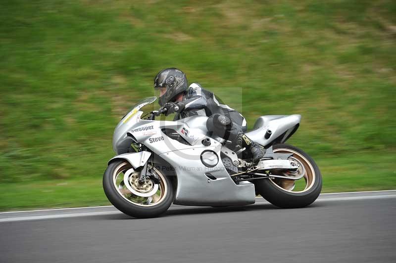 Motorcycle action photographs;Trackday digital images;cadwell;cadwell park photographs;event digital images;eventdigitalimages;motor racing louth lincolnshire;no limits trackdays;peter wileman photography;trackday;trackday photos