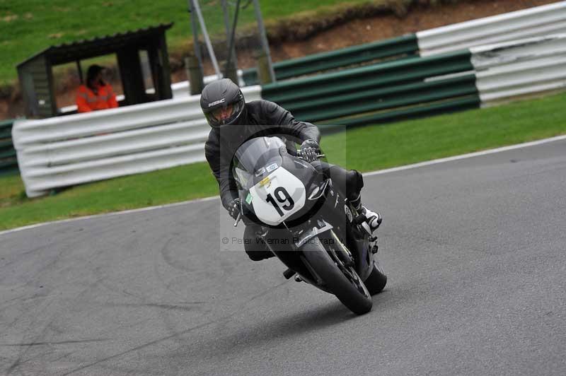 Motorcycle action photographs;Trackday digital images;cadwell;cadwell park photographs;event digital images;eventdigitalimages;motor racing louth lincolnshire;no limits trackdays;peter wileman photography;trackday;trackday photos