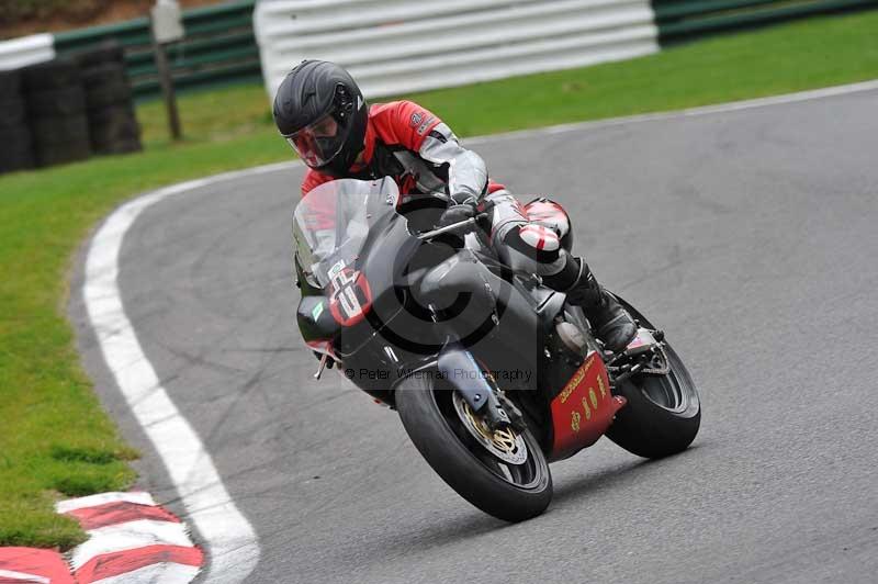 Motorcycle action photographs;Trackday digital images;cadwell;cadwell park photographs;event digital images;eventdigitalimages;motor racing louth lincolnshire;no limits trackdays;peter wileman photography;trackday;trackday photos