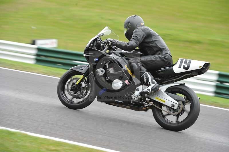 Motorcycle action photographs;Trackday digital images;cadwell;cadwell park photographs;event digital images;eventdigitalimages;motor racing louth lincolnshire;no limits trackdays;peter wileman photography;trackday;trackday photos