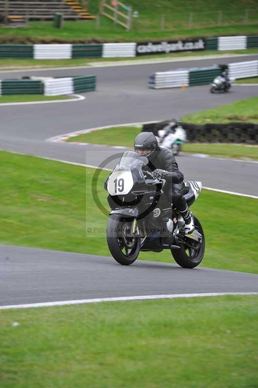 Motorcycle action photographs;Trackday digital images;cadwell;cadwell park photographs;event digital images;eventdigitalimages;motor racing louth lincolnshire;no limits trackdays;peter wileman photography;trackday;trackday photos