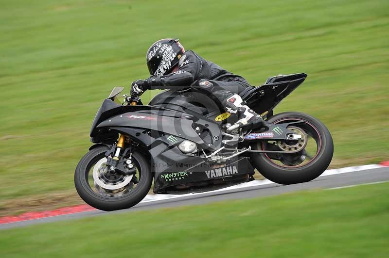 Motorcycle action photographs;Trackday digital images;cadwell;cadwell park photographs;event digital images;eventdigitalimages;motor racing louth lincolnshire;no limits trackdays;peter wileman photography;trackday;trackday photos