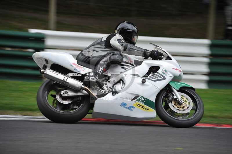 Motorcycle action photographs;Trackday digital images;cadwell;cadwell park photographs;event digital images;eventdigitalimages;motor racing louth lincolnshire;no limits trackdays;peter wileman photography;trackday;trackday photos