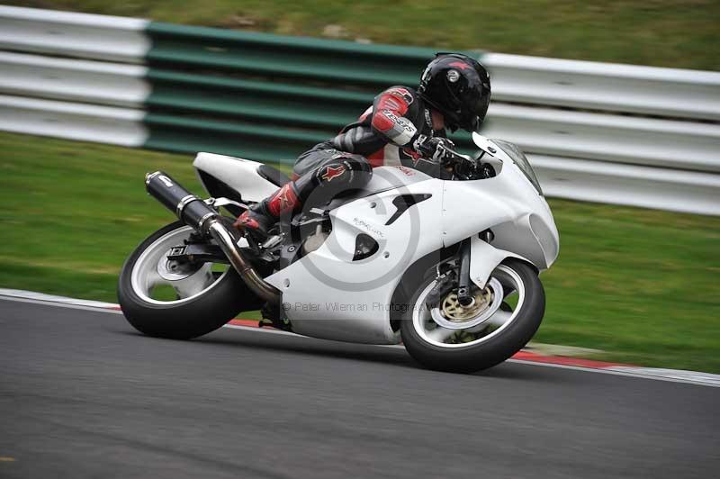 Motorcycle action photographs;Trackday digital images;cadwell;cadwell park photographs;event digital images;eventdigitalimages;motor racing louth lincolnshire;no limits trackdays;peter wileman photography;trackday;trackday photos
