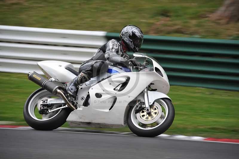 Motorcycle action photographs;Trackday digital images;cadwell;cadwell park photographs;event digital images;eventdigitalimages;motor racing louth lincolnshire;no limits trackdays;peter wileman photography;trackday;trackday photos