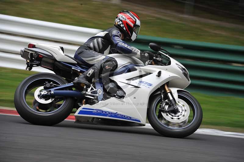 Motorcycle action photographs;Trackday digital images;cadwell;cadwell park photographs;event digital images;eventdigitalimages;motor racing louth lincolnshire;no limits trackdays;peter wileman photography;trackday;trackday photos