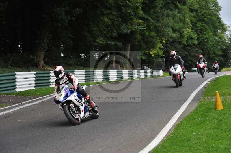 Motorcycle action photographs;Trackday digital images;cadwell;cadwell park photographs;event digital images;eventdigitalimages;motor racing louth lincolnshire;no limits trackdays;peter wileman photography;trackday;trackday photos