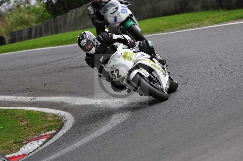 Motorcycle action photographs;Trackday digital images;cadwell;cadwell park photographs;event digital images;eventdigitalimages;motor racing louth lincolnshire;no limits trackdays;peter wileman photography;trackday;trackday photos