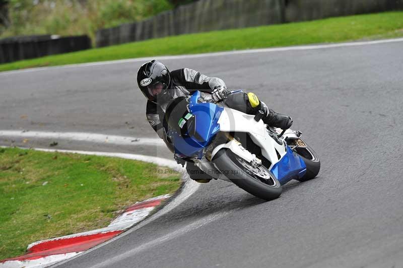 Motorcycle action photographs;Trackday digital images;cadwell;cadwell park photographs;event digital images;eventdigitalimages;motor racing louth lincolnshire;no limits trackdays;peter wileman photography;trackday;trackday photos
