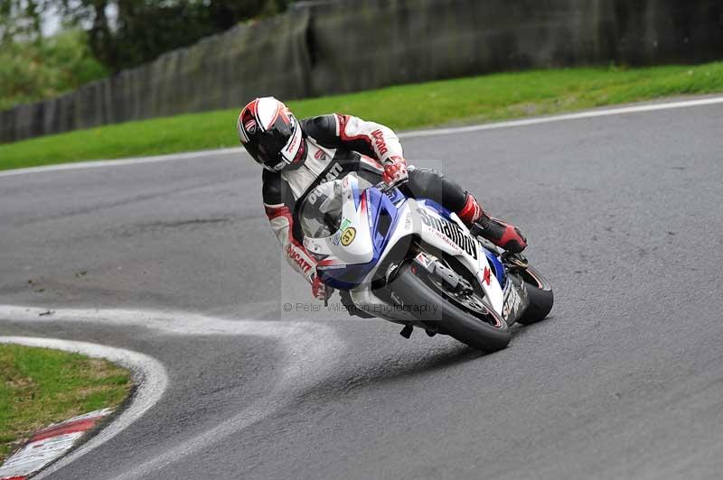 Motorcycle action photographs;Trackday digital images;cadwell;cadwell park photographs;event digital images;eventdigitalimages;motor racing louth lincolnshire;no limits trackdays;peter wileman photography;trackday;trackday photos