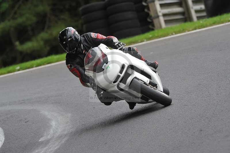 Motorcycle action photographs;Trackday digital images;cadwell;cadwell park photographs;event digital images;eventdigitalimages;motor racing louth lincolnshire;no limits trackdays;peter wileman photography;trackday;trackday photos