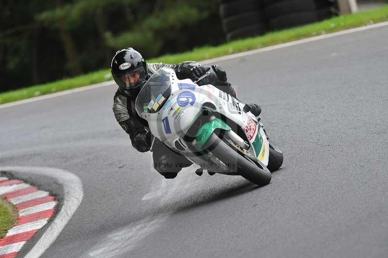 Motorcycle action photographs;Trackday digital images;cadwell;cadwell park photographs;event digital images;eventdigitalimages;motor racing louth lincolnshire;no limits trackdays;peter wileman photography;trackday;trackday photos