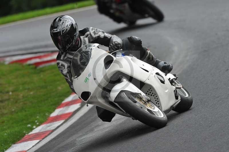 Motorcycle action photographs;Trackday digital images;cadwell;cadwell park photographs;event digital images;eventdigitalimages;motor racing louth lincolnshire;no limits trackdays;peter wileman photography;trackday;trackday photos