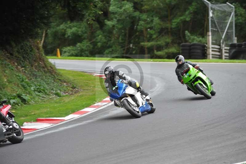 Motorcycle action photographs;Trackday digital images;cadwell;cadwell park photographs;event digital images;eventdigitalimages;motor racing louth lincolnshire;no limits trackdays;peter wileman photography;trackday;trackday photos