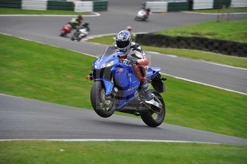 Motorcycle action photographs;Trackday digital images;cadwell;cadwell park photographs;event digital images;eventdigitalimages;motor racing louth lincolnshire;no limits trackdays;peter wileman photography;trackday;trackday photos