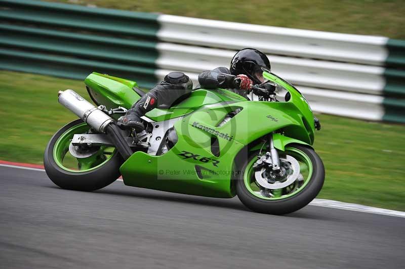 Motorcycle action photographs;Trackday digital images;cadwell;cadwell park photographs;event digital images;eventdigitalimages;motor racing louth lincolnshire;no limits trackdays;peter wileman photography;trackday;trackday photos