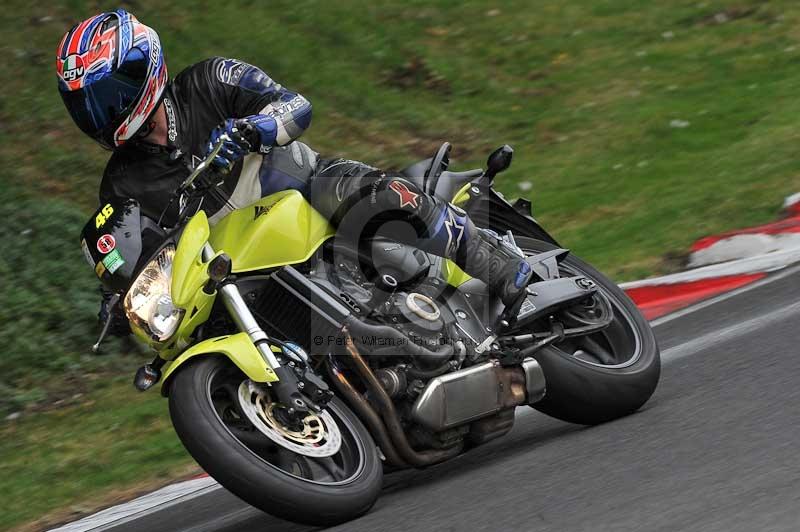 Motorcycle action photographs;Trackday digital images;cadwell;cadwell park photographs;event digital images;eventdigitalimages;motor racing louth lincolnshire;no limits trackdays;peter wileman photography;trackday;trackday photos