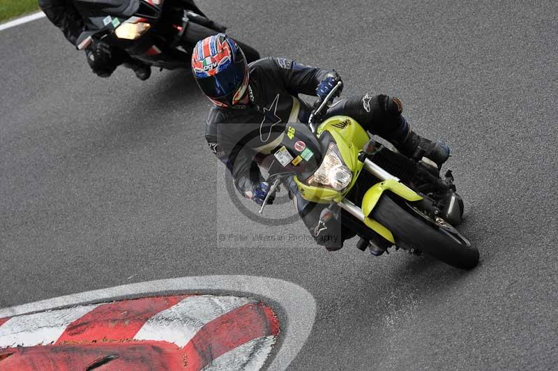 Motorcycle action photographs;Trackday digital images;cadwell;cadwell park photographs;event digital images;eventdigitalimages;motor racing louth lincolnshire;no limits trackdays;peter wileman photography;trackday;trackday photos