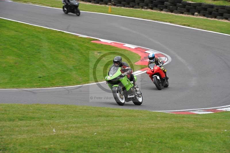 Motorcycle action photographs;Trackday digital images;cadwell;cadwell park photographs;event digital images;eventdigitalimages;motor racing louth lincolnshire;no limits trackdays;peter wileman photography;trackday;trackday photos