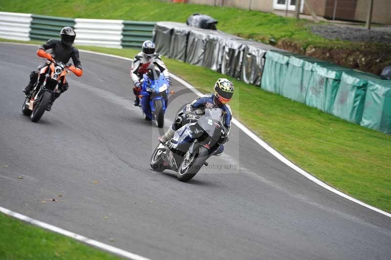 Motorcycle action photographs;Trackday digital images;cadwell;cadwell park photographs;event digital images;eventdigitalimages;motor racing louth lincolnshire;no limits trackdays;peter wileman photography;trackday;trackday photos