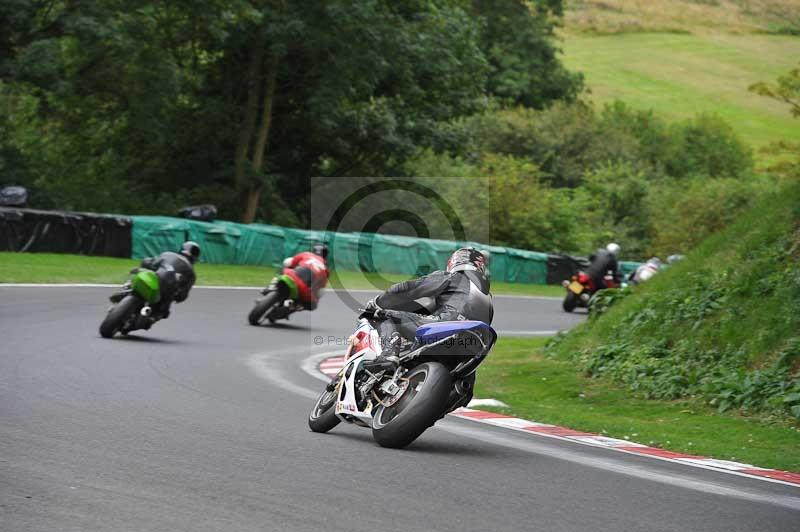 Motorcycle action photographs;Trackday digital images;cadwell;cadwell park photographs;event digital images;eventdigitalimages;motor racing louth lincolnshire;no limits trackdays;peter wileman photography;trackday;trackday photos