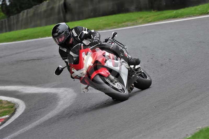 Motorcycle action photographs;Trackday digital images;cadwell;cadwell park photographs;event digital images;eventdigitalimages;motor racing louth lincolnshire;no limits trackdays;peter wileman photography;trackday;trackday photos