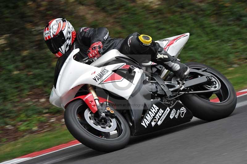 Motorcycle action photographs;Trackday digital images;cadwell;cadwell park photographs;event digital images;eventdigitalimages;motor racing louth lincolnshire;no limits trackdays;peter wileman photography;trackday;trackday photos